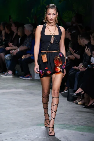 Look 52